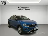 Usata VW T-Roc Style 110 CV (80 kW) 2022 Blu SUV