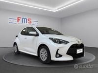 Usata Toyota Yaris Active 72 CV (52 kW) 2023 Super white gloss Utilitaria