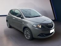 Usata Lancia Ypsilon Gold 70 CV (51 kW) 2022 Grigio Utilitaria