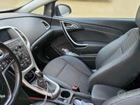 Usata Opel Astra GTC 165 CV (121 kW) 2012 Bianco Coupé