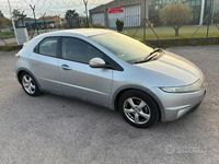 Usata Honda Civic 83 CV (61 kW) 2008 Grigio Berlina