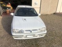 Usata Renault 19 135 CV (99 kW) 1992 Bianco Berlina