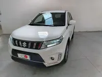 Usata Suzuki Vitara Cool 129 CV (94 kW) 2022 Bianco SUV