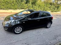 Usata Kia Rio 85 CV (62 kW) 2015 Nero Berlina