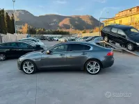 Usata Jaguar XE 180 CV (132 kW) 2015 Berlina