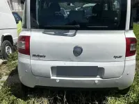 Usata Fiat Multipla 103 CV (75 kW) 2007 Bianco Monovolume