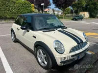 Usata Mini Cooper 116 CV (85 kW) 2003 Nero Utilitaria
