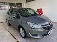 Usata Opel Meriva 120 CV (88 kW) 2014 Grigio Monovolume