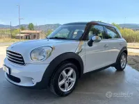 Usata Mini Cooper D Countryman 90 CV (66 kW) 2010 Bianco SUV
