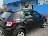 Usata Dacia Sandero 90 CV (66 kW) 2013 Nero Utilitaria