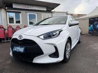 Usata Toyota Yaris Hybrid Active 101 CV (74 kW) 2025 Bianco Utilitaria