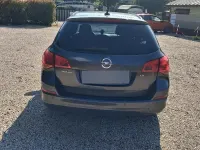 Usata Opel Astra 125 CV (91 kW) 2011 Station wagon