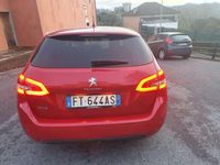 Usata Peugeot 308 SW Active 102 CV (75 kW) 2018 Rosso met Station wagon