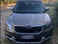 Usata Skoda Yeti 105 CV (77 kW) 2016 Marrone SUV