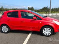 Usata Opel Corsa Cosmo 80 CV (58 kW) 2007 Rosso Utilitaria