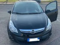 Usata Opel Corsa Edition 95 CV (69 kW) 2011 Nero Utilitaria