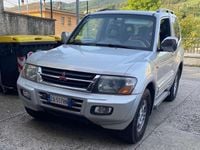 Usata Mitsubishi Pajero 160 CV (117 kW) 2002 Argento SUV
