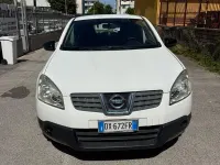 Usata Nissan Qashqai Tekna 106 CV (77 kW) 2009 Bianco SUV