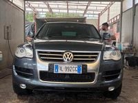Usata VW Touareg 240 CV (176 kW) 2009 Grigio SUV