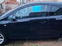 Usata Opel Corsa 2011 Nero Utilitaria