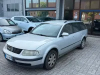 Usata VW Passat Highline 116 CV (85 kW) 2000 Grigio Station wagon