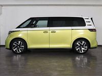 Usata VW ID. Buzz Pro 69 kW (95 CV) 2023 Bianco candy giallo limone Monovolume