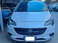 Usata Opel Corsa 90 CV (66 kW) 2017 Bianco Berlina