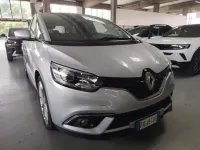 Usata Renault Scénic IV 110 CV (80 kW) 2018 Argento Monovolume
