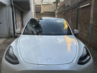 Usata Tesla Model Y RWD 200 kW (272 CV) 2023 SUV