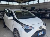 Usata Toyota Aygo Business Edition 69 CV (50 kW) 2018 Bianco Utilitaria
