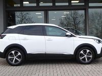 Occasion Peugeot 3008 Allure 120 ch (88 kW) 2017 Blanc SUV