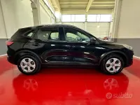 Usata Ford Kuga Titanium 120 CV (88 kW) 2020 Nero SUV