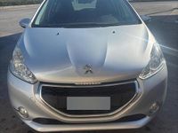 Usata Peugeot 208 68 CV (50 kW) 2015 Utilitaria