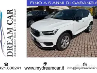 Usata Volvo XC40 Momentum 190 CV (139 kW) 2019 Bianco SUV
