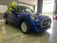 Usata Mini ONE 75 CV (55 kW) 2020 Blu/azzurro Utilitaria