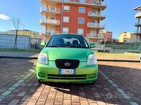 Usata Kia Picanto Spirit 61 CV (44 kW) 2005 Verde Utilitaria