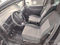 Usata Opel Zafira 200 CV (147 kW) 2005 Nero Monovolume