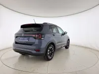Usata VW T-Cross Sportline 110 CV (80 kW) 2023 Smoky grey metallizzato SUV