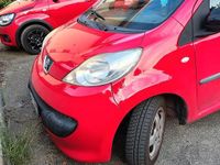 Usata Peugeot 107 68 CV (50 kW) 2008 Rosso Utilitaria
