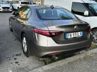 Usata Alfa Romeo Giulia Business 150 CV (110 kW) 2016 Beige Berlina