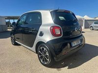 Usata Smart ForFour Prime 71 CV (52 kW) 2016 Nero Utilitaria