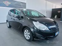 Usata Opel Meriva 101 CV (74 kW) 2013 Nero Monovolume