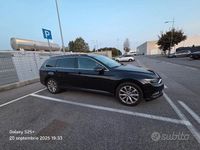 Usata VW Passat 240 CV (176 kW) 2018 Nero Station wagon