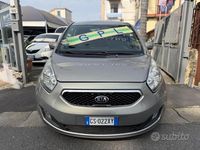 Usata Kia Venga EX 90 CV (66 kW) 2010 Bianco Utilitaria