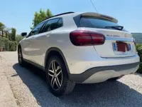 Usata Mercedes GLA200 Executive 136 CV (100 kW) 2019 Bianco SUV