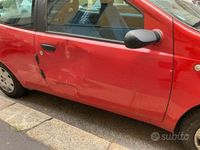 Usata Fiat Punto 60 CV (44 kW) 2002 Rosso Utilitaria