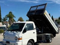 Usata Hyundai H 100 80 CV (58 kW) 2001 Bianco Utilitaria