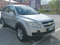 Usata Chevrolet Captiva 150 CV (110 kW) 2009 Grigio SUV