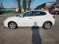 Usata Alfa Romeo Giulietta 120 CV (88 kW) 2012 Bianco Utilitaria