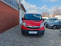 Usata Opel Vivaro 120 CV (88 kW) 2008 Rosso Monovolume